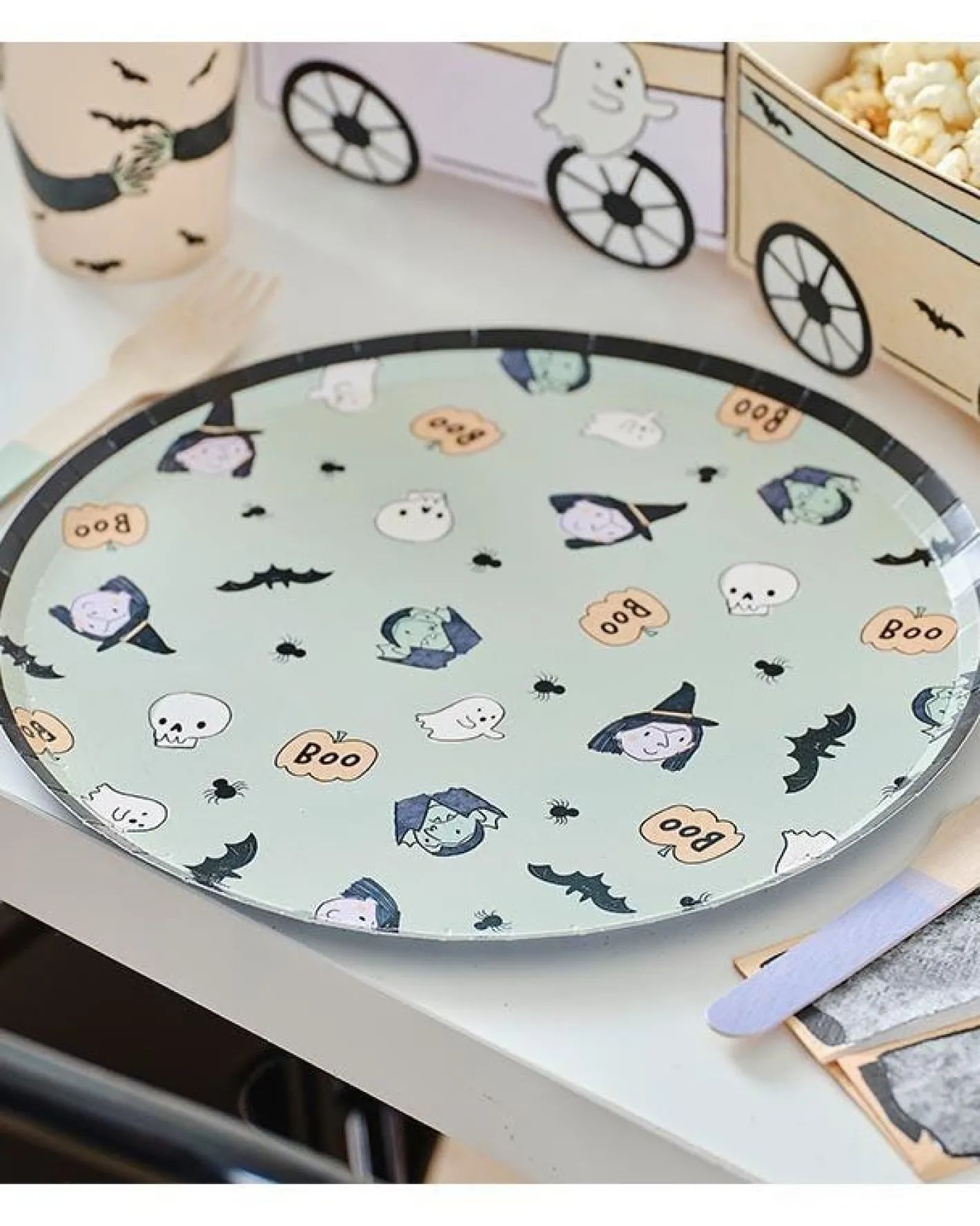 Party Delights Tableware<Boo Crew Paper Plates (8Pk)