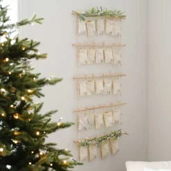 Party Delights Hanging Decorations<Fabric Christmas Advent Calendar Kit With Foliage