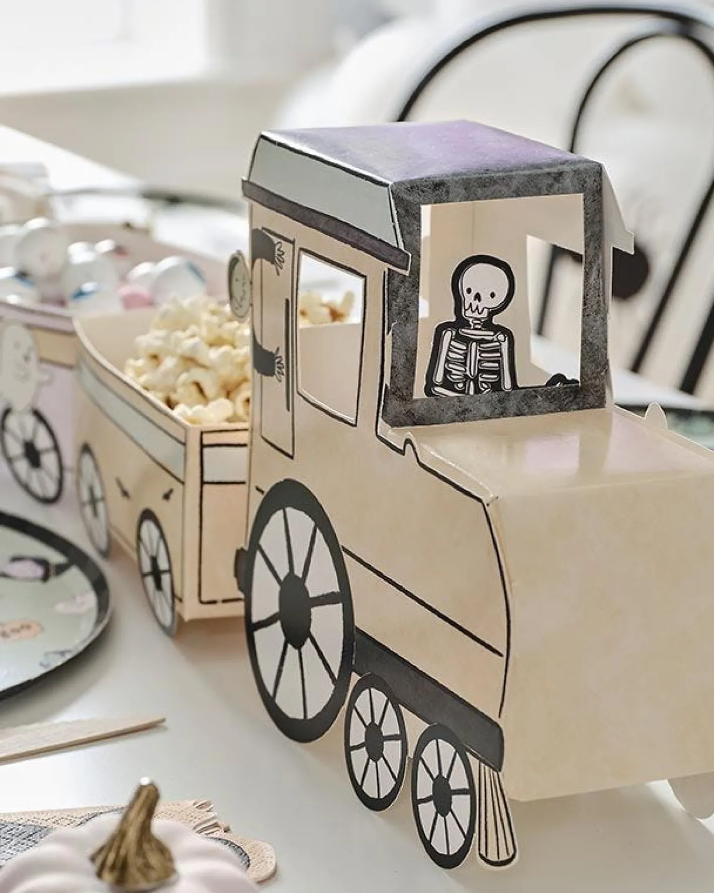 Party Delights Tableware<Ghost Train Treat Stand