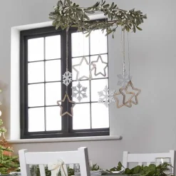 Party Delights Hanging Decorations<Gold Metal Hoop With Foliage & Wooden Hanging Decorations - 40Cm