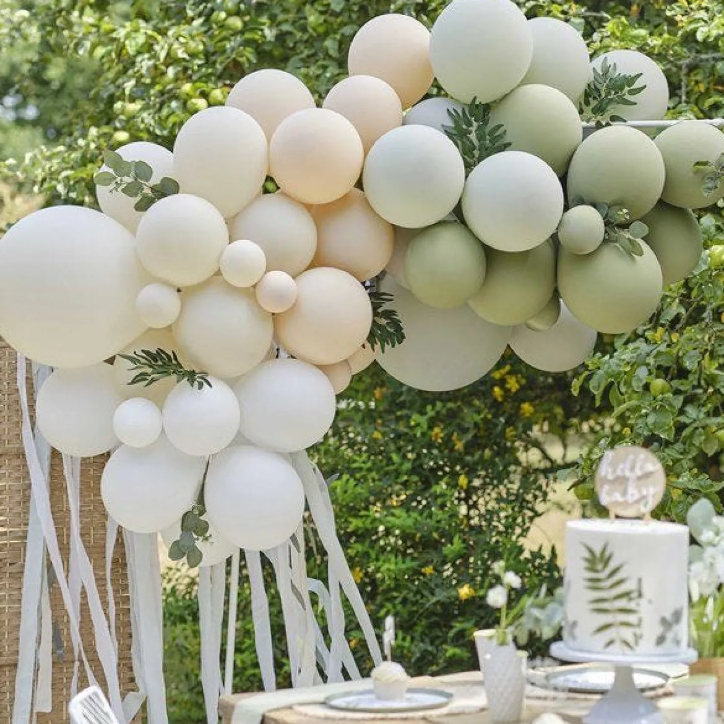 Green And Nude Balloon Arch With Streamers - 70 Balloons<Party Delights Clearance