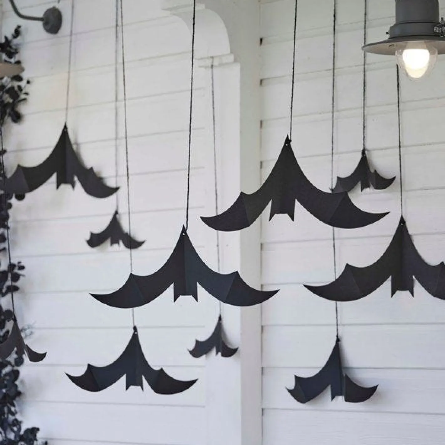 Party Delights Hanging Decorations<Hanging Bats (8Pk)