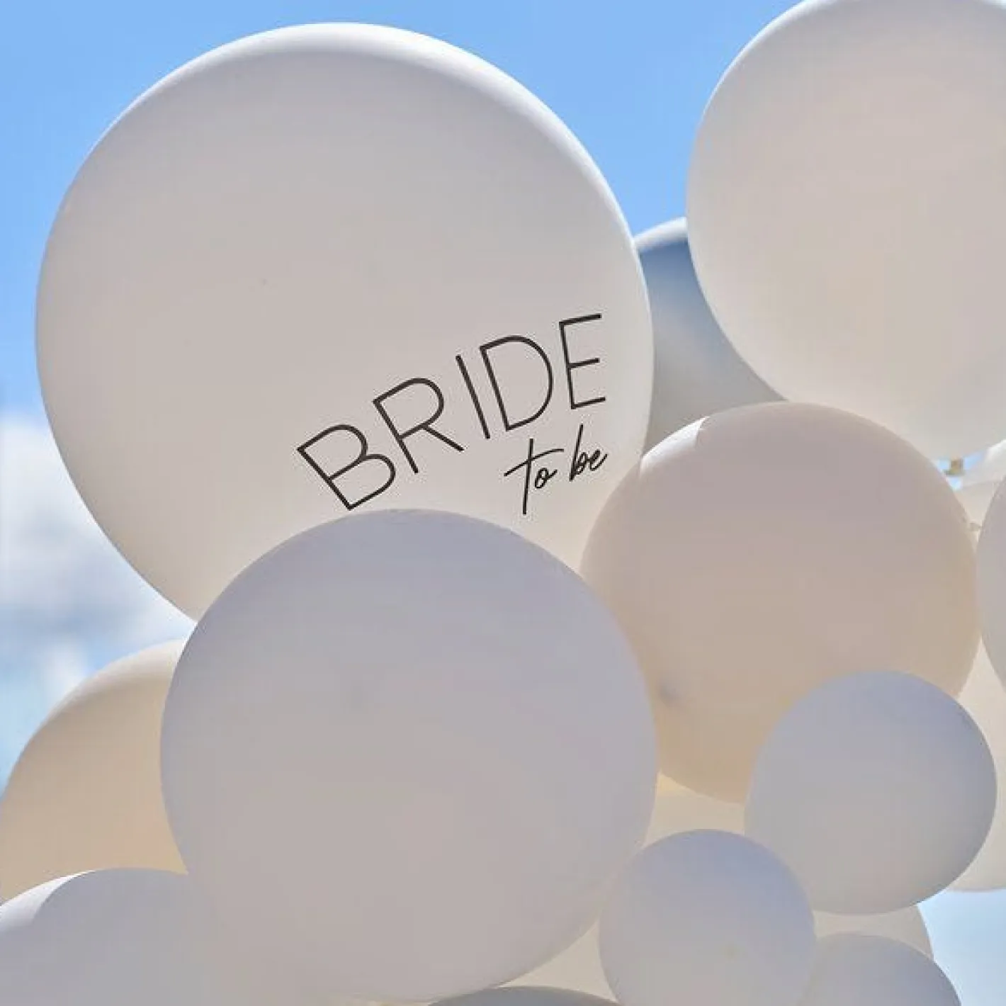 Hen Party White & Silver Latex Balloon Arch With Streamers<Party Delights Best