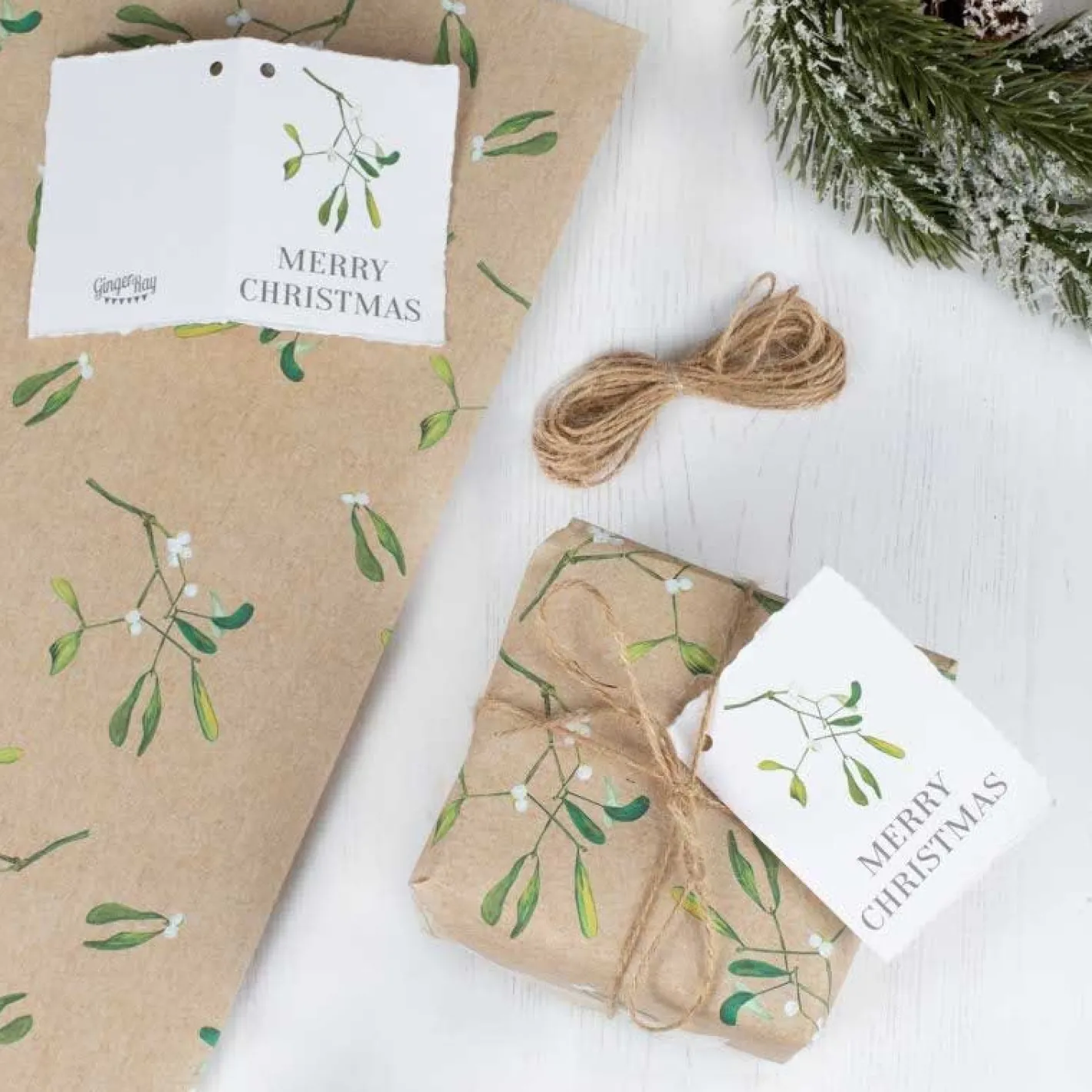 Party Delights Gift Wrapping<Mistletoe Wrapping Paper Kit With Ribbon & Tags - 2 Sheets (50Cm X 70Cm)