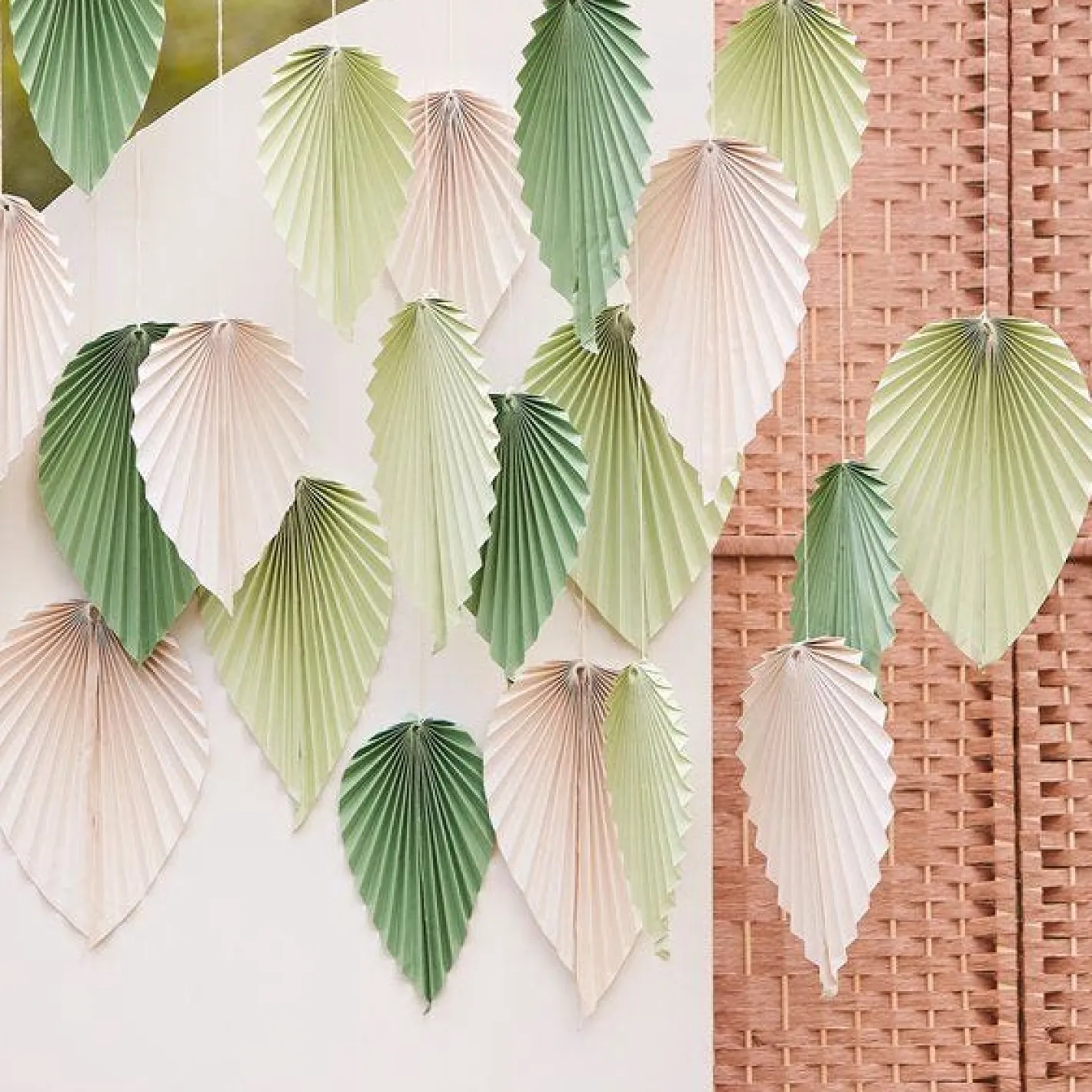 Mix It Up Mint Palm Backdrop<Party Delights Sale