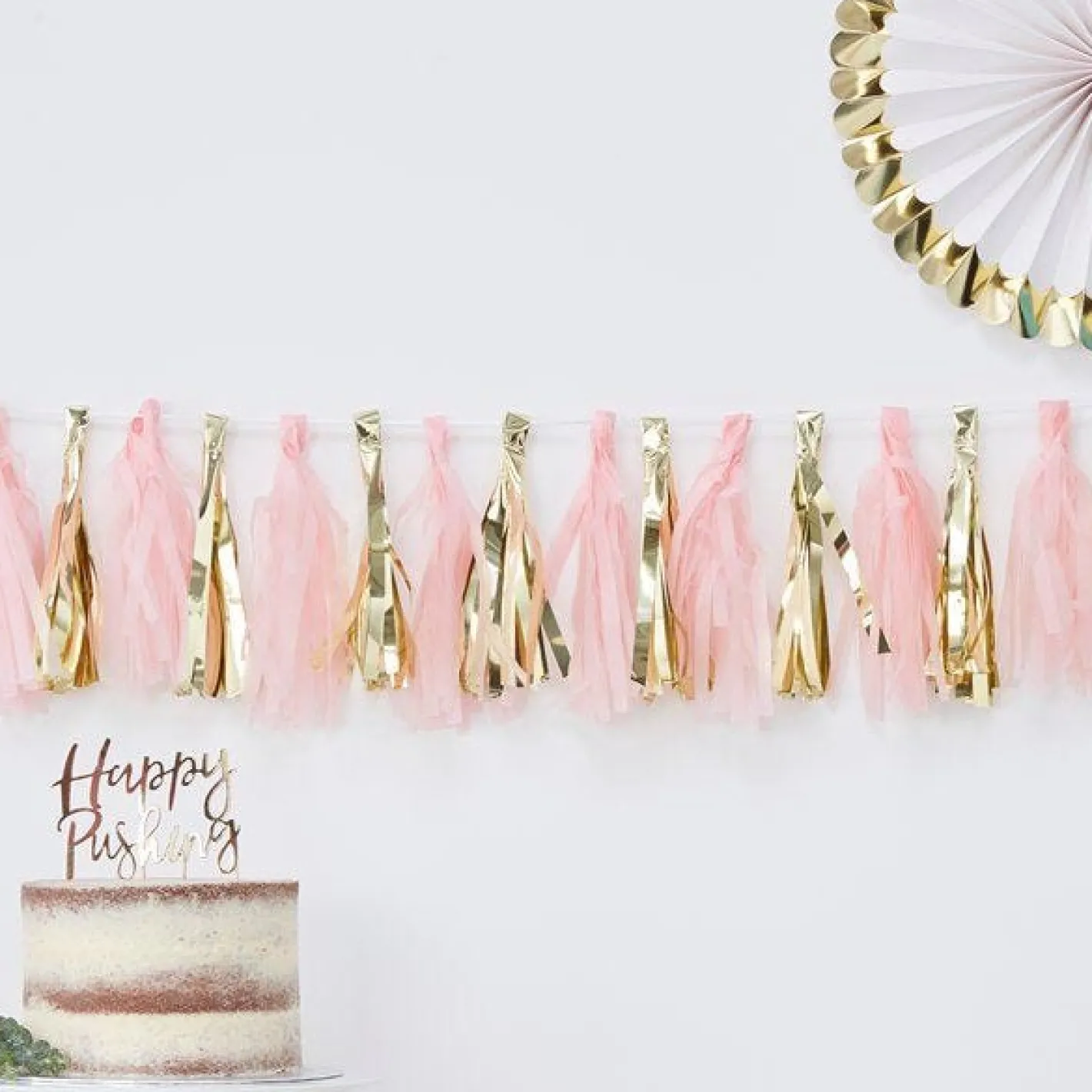 Oh Baby Pink & Gold Tassel Garland (16Pk)<Party Delights Hot
