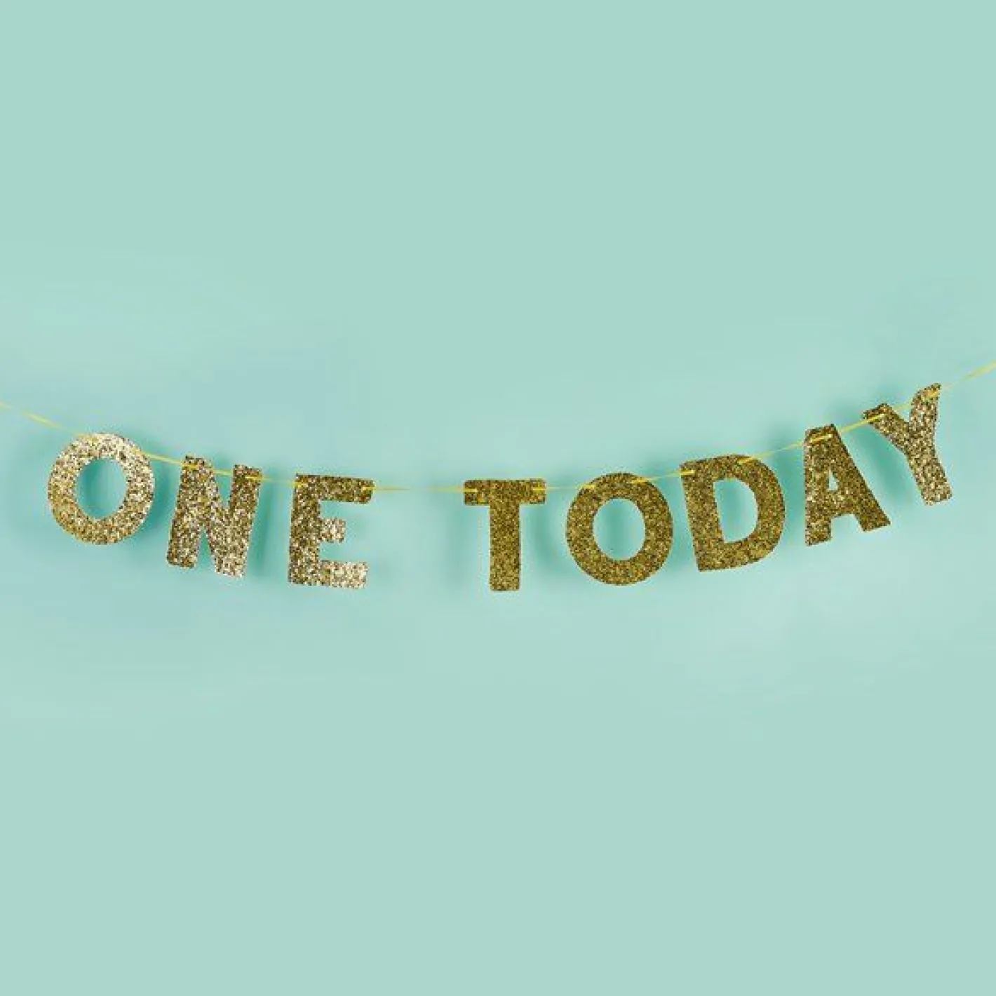 One Today Gold Glitter Banner - 2M<Party Delights Clearance