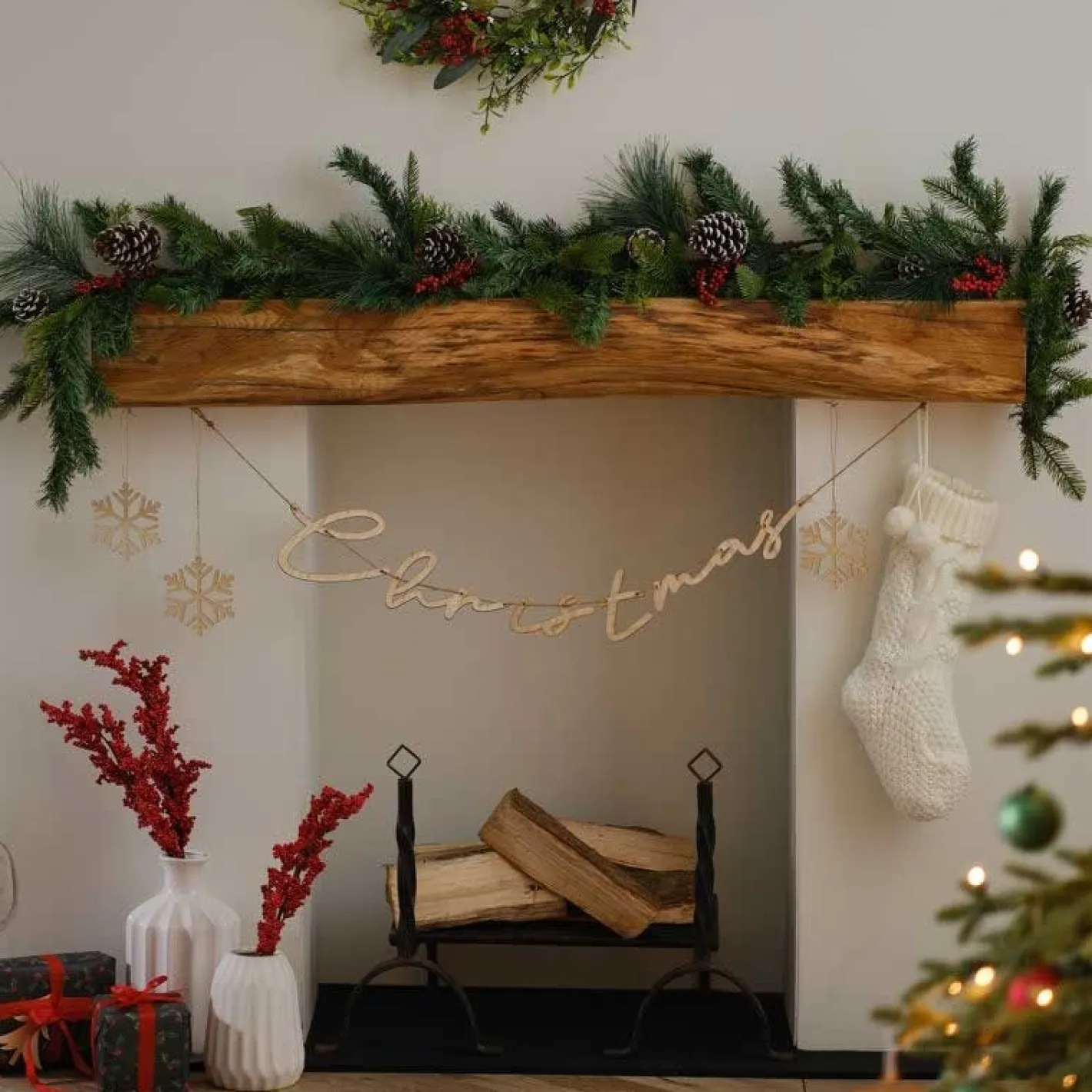 Pine Cones & Berries Foliage Garland - 1.8M<Party Delights Discount