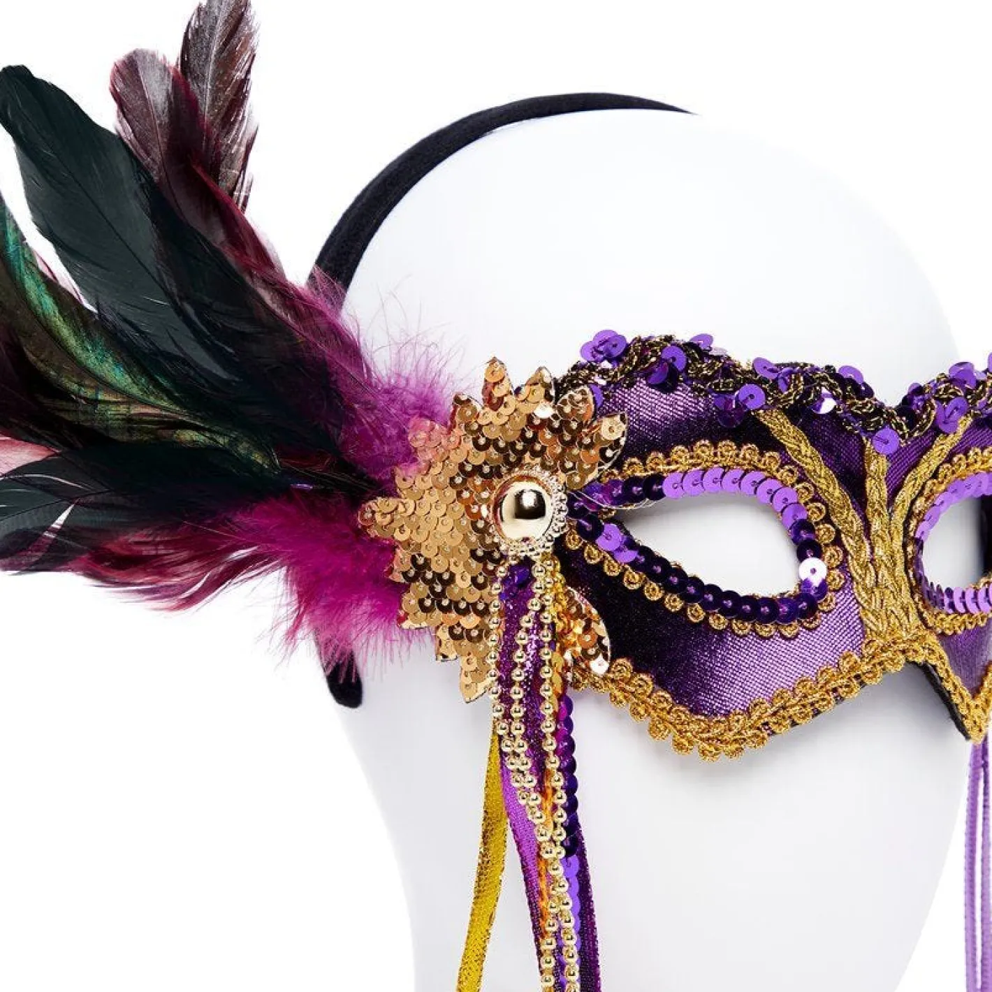 Purple Masquerade Mask With Feathers<Party Delights Clearance
