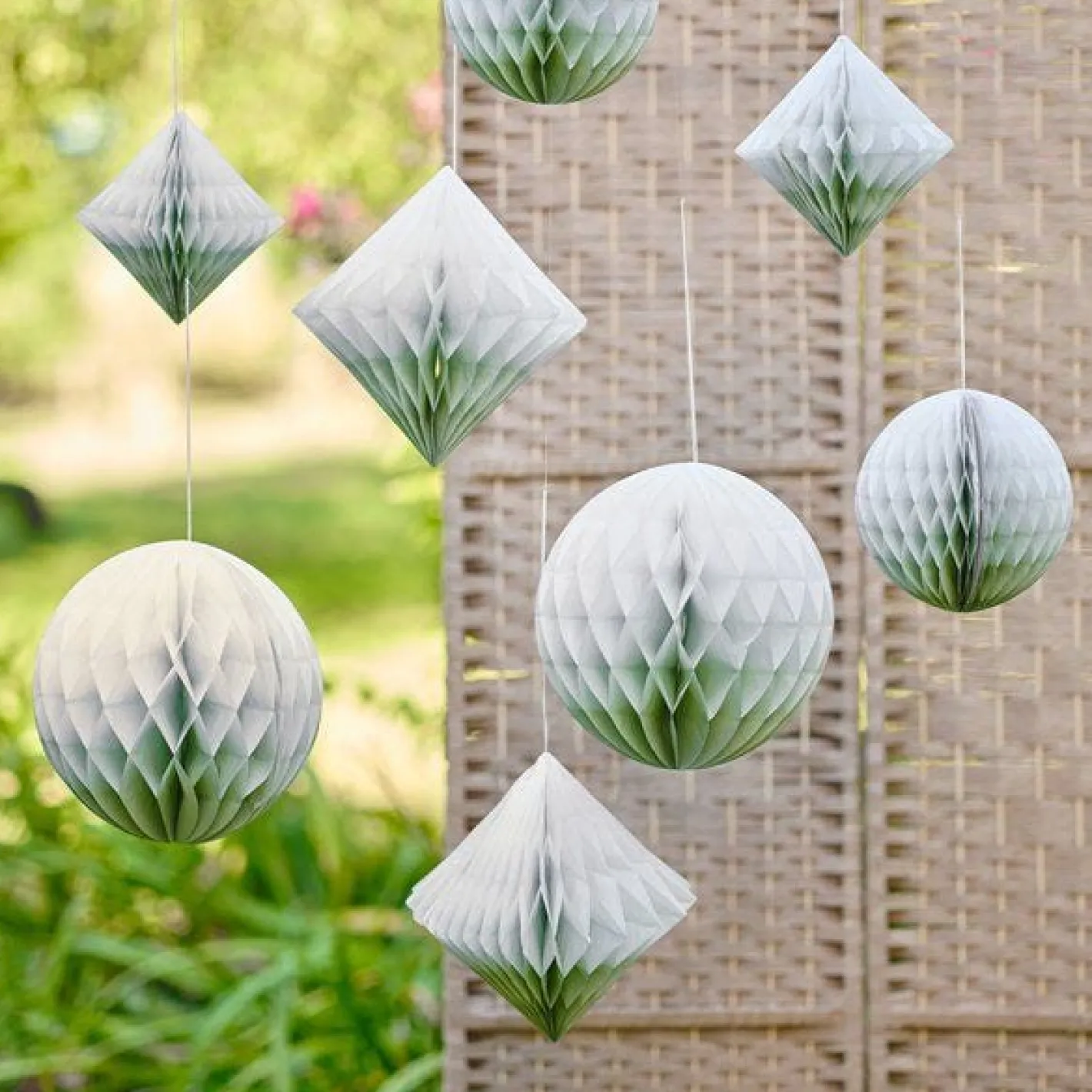 Sage Dip Dye Paper Honeycomb Decorations (8Pk)<Party Delights Discount
