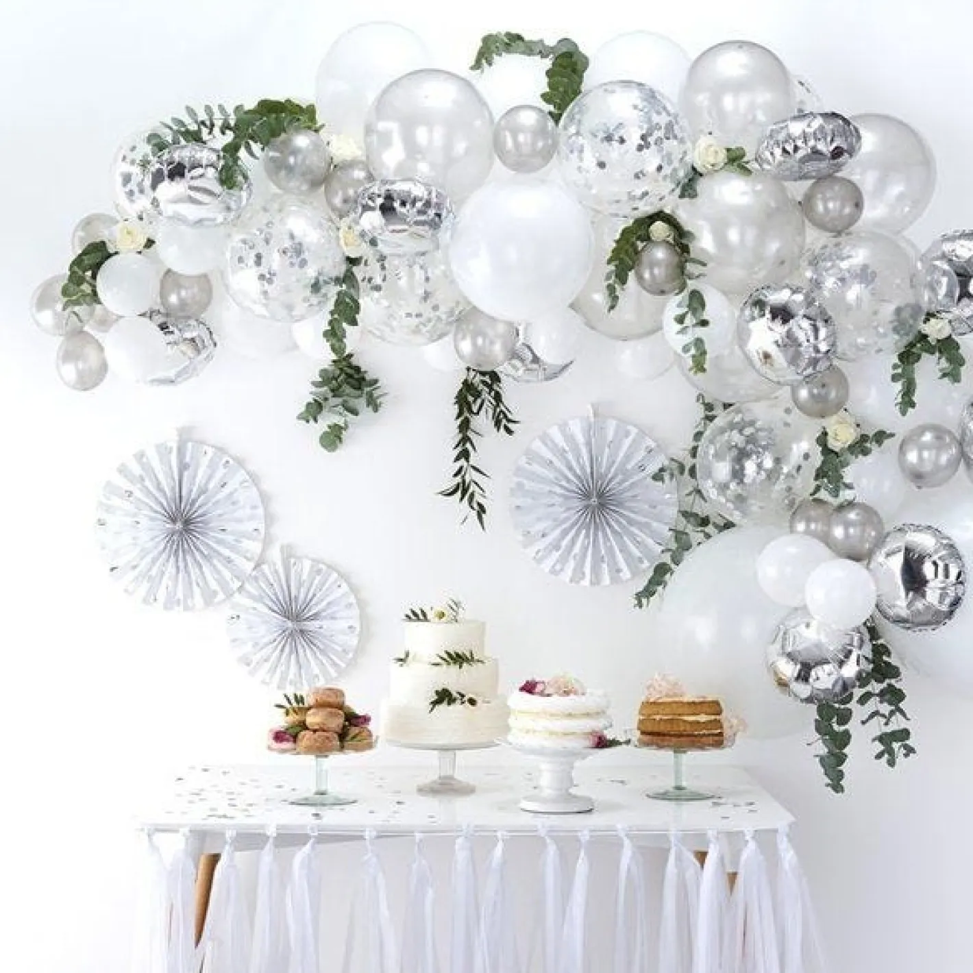 Silver Balloon Arch - 70 Balloons<Party Delights Discount