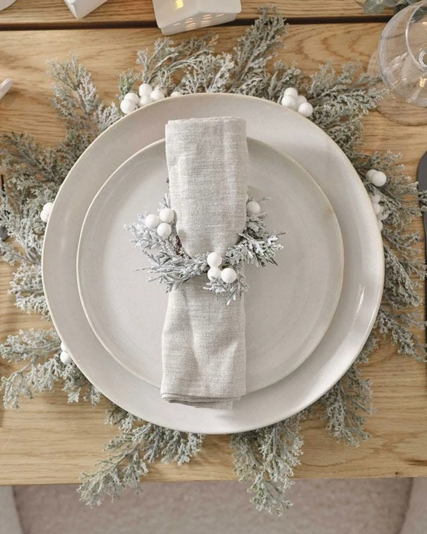 Party Delights Tableware<Snowy Foliage With Berries Place Mats (4Pk)