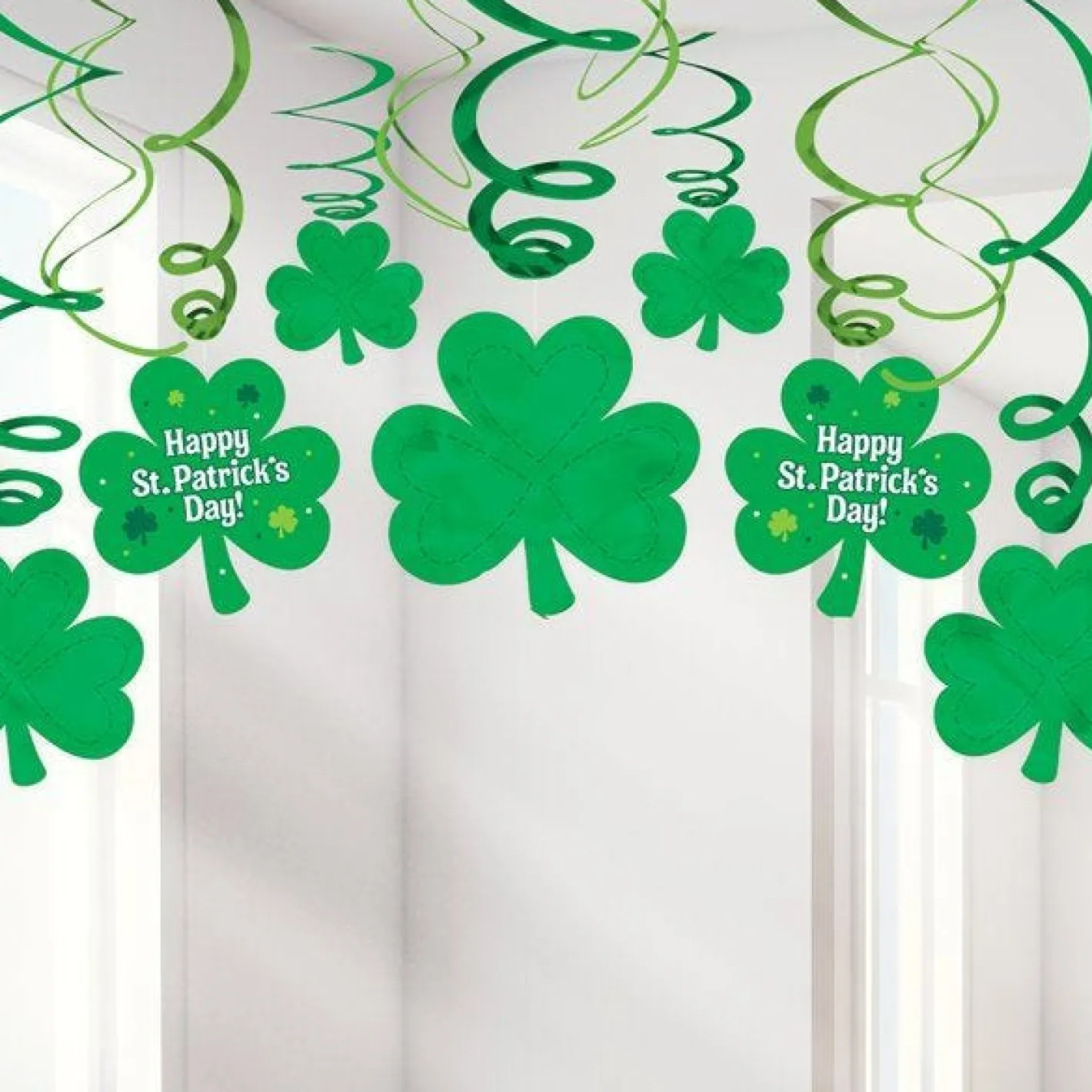 St Patrick's Day Shamrock Hanging Swirls - 60Cm (30Pk)<Party Delights Sale