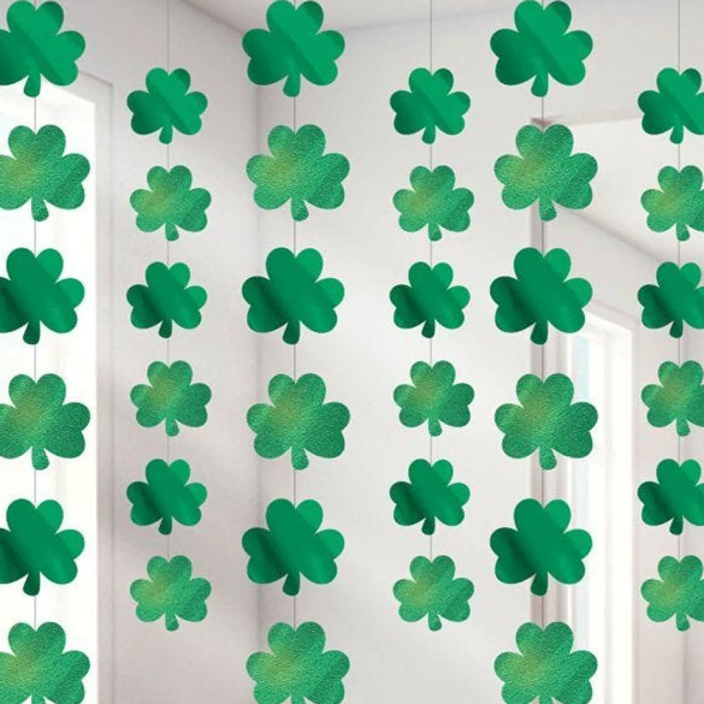 St Patrick's Day Shamrock Hanging Strings - 2.1M (6Pk)<Party Delights Hot