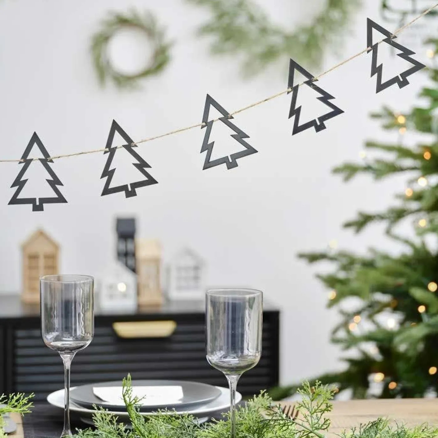 Party Delights Hanging Decorations<Wooden Tree Christmas Bunting Black - 2M